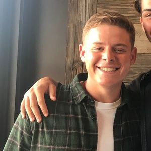 Meet your Posher, Aaron